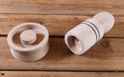Papiertopf-Presse
