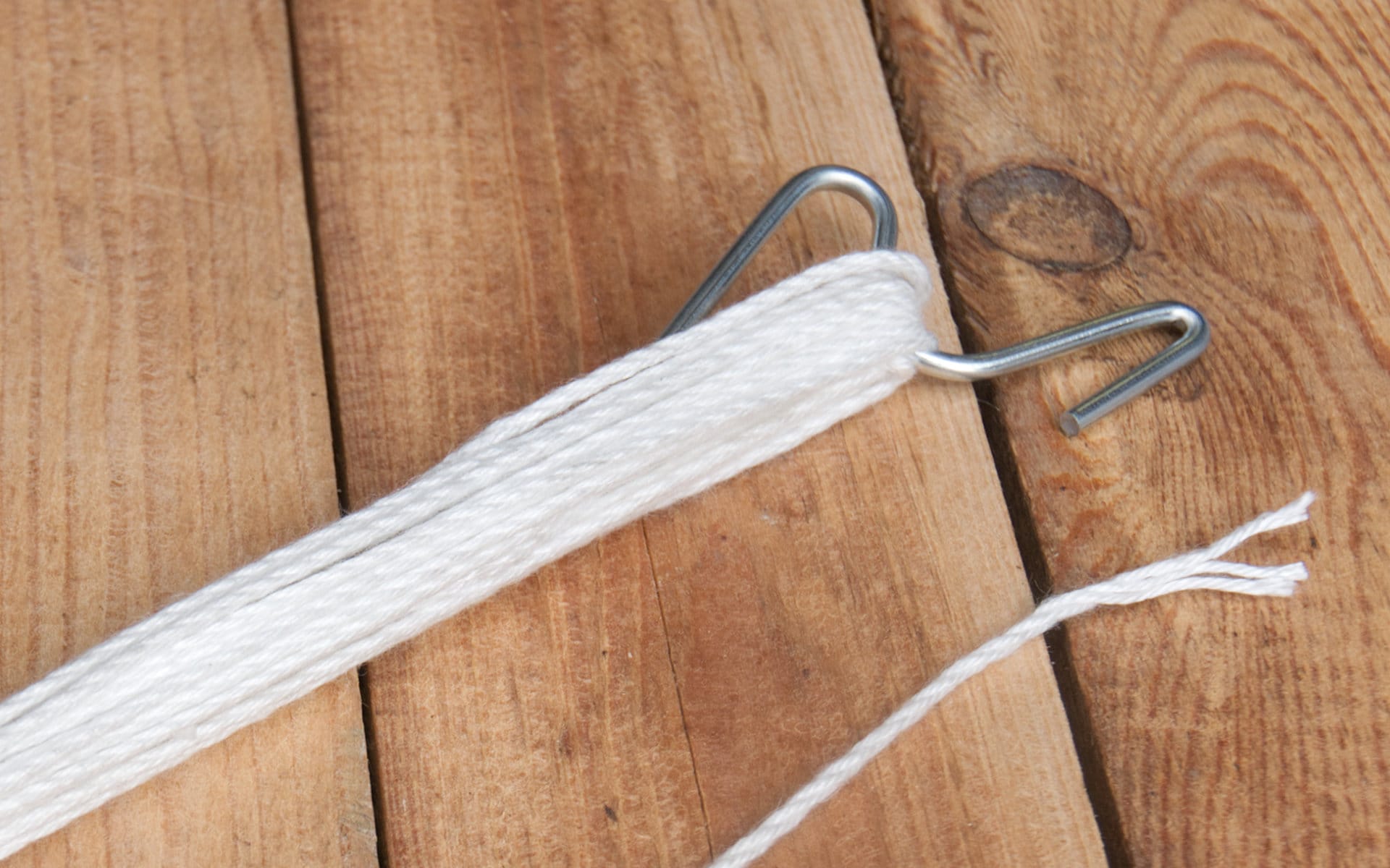 Eyoulife Tomatenroller Haken 20 Stück - Mit 15m Schnur Für Kletterpflanzen